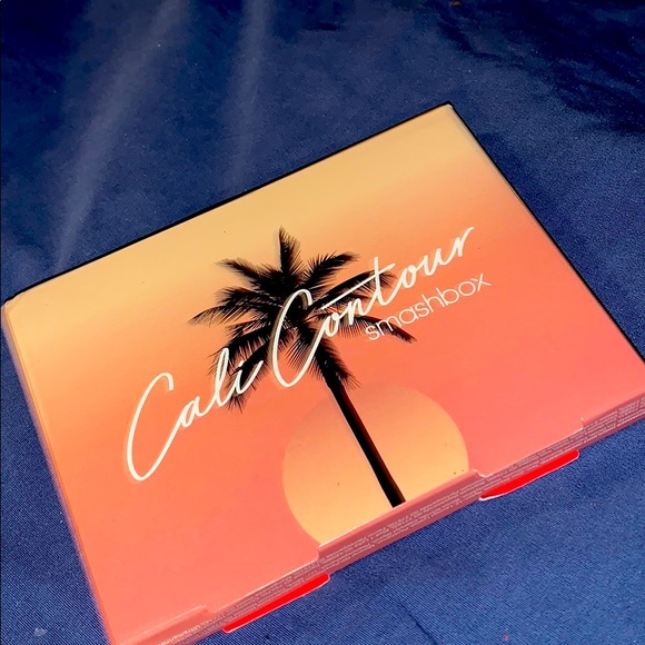 Cali contour smash box full palette from  Sephora - Picture 1 of 1